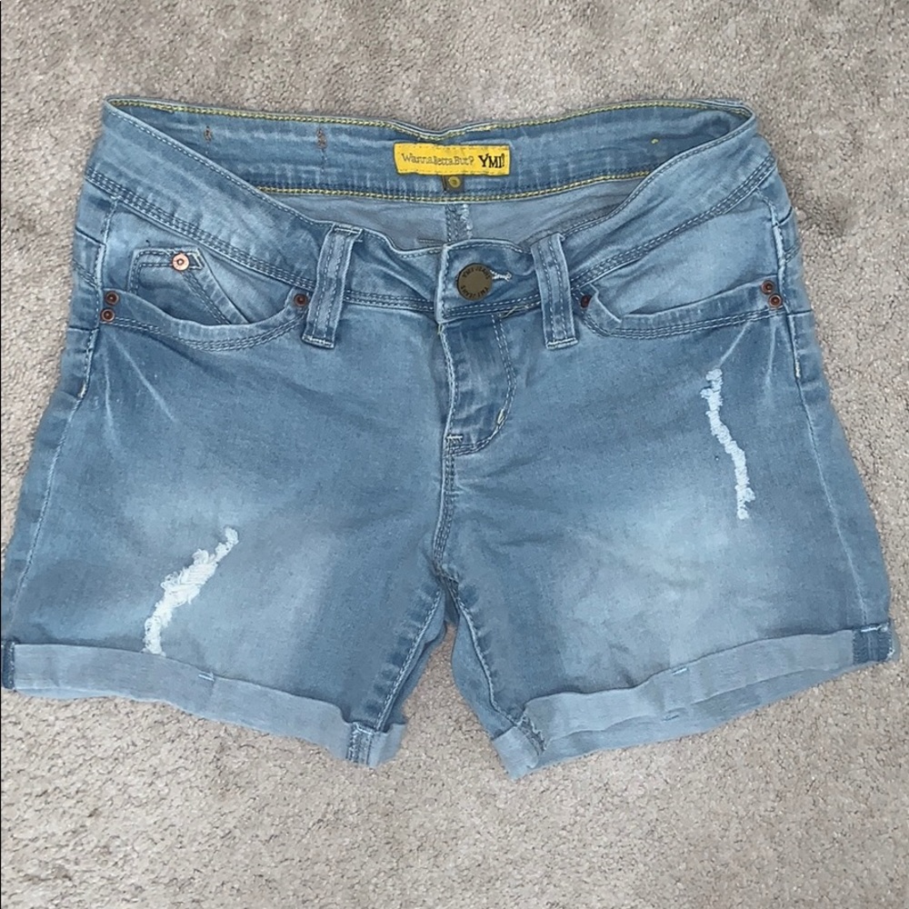 Denim shorts!